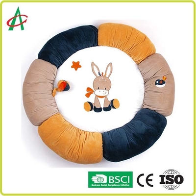AZO Free bOA fabric Baby Gym Play Mat مع ألعاب حيوانات قطيفة صغيرة