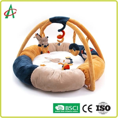 AZO Free bOA fabric Baby Gym Play Mat مع ألعاب حيوانات قطيفة صغيرة
