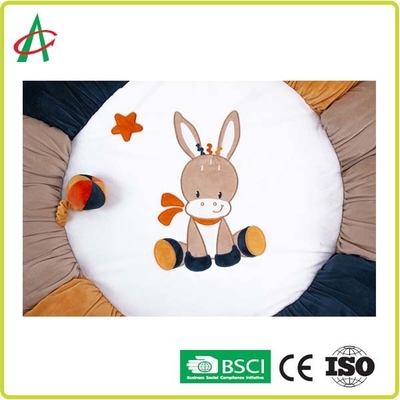 AZO Free bOA fabric Baby Gym Play Mat مع ألعاب حيوانات قطيفة صغيرة